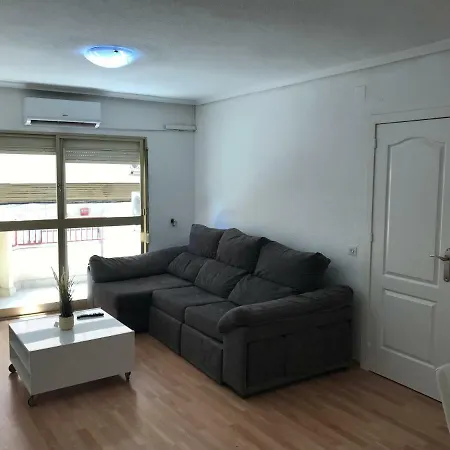 Apartment Homely El Paseo Torrevieja
